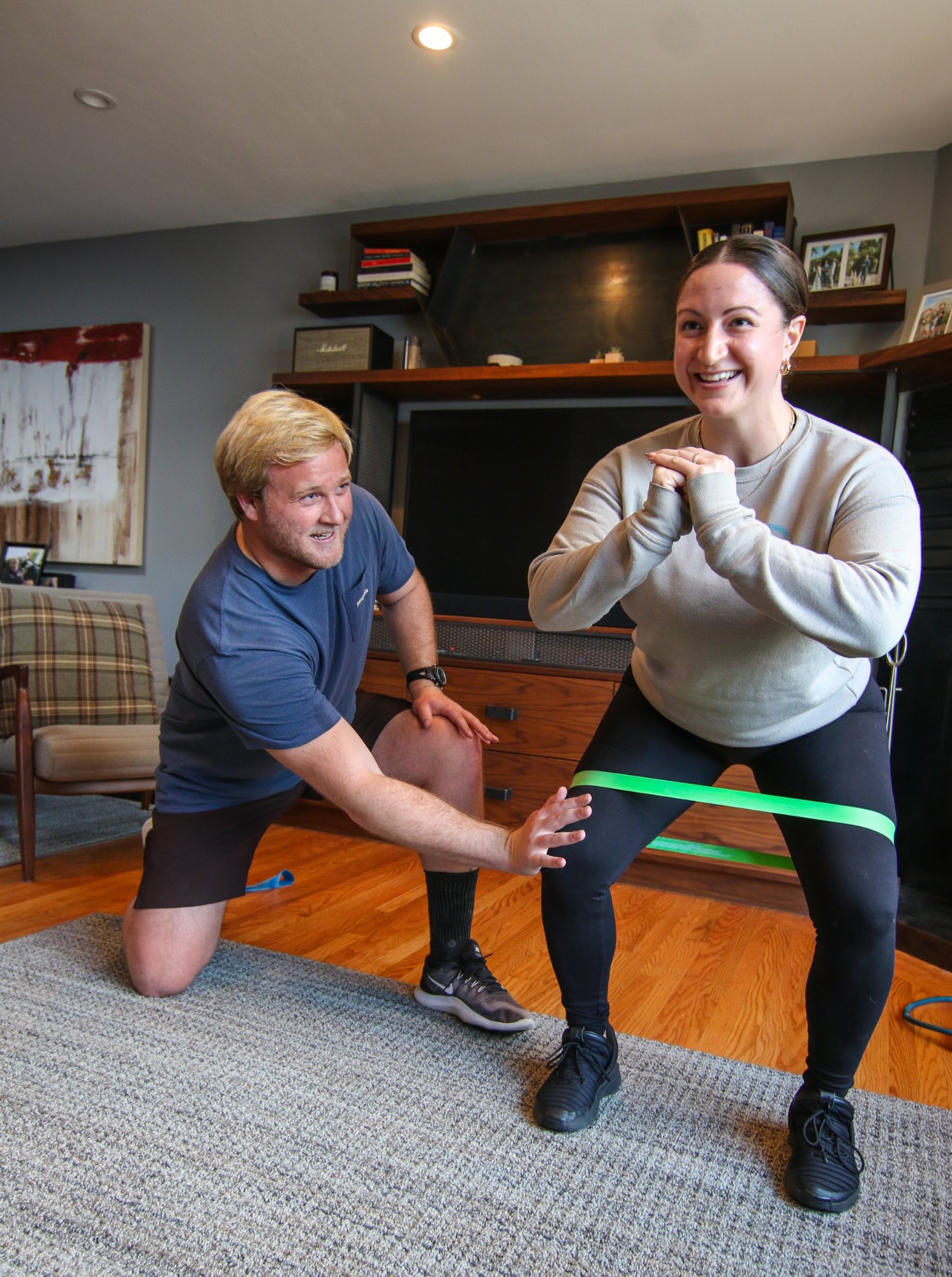 Jesse Snyder training a client in their home